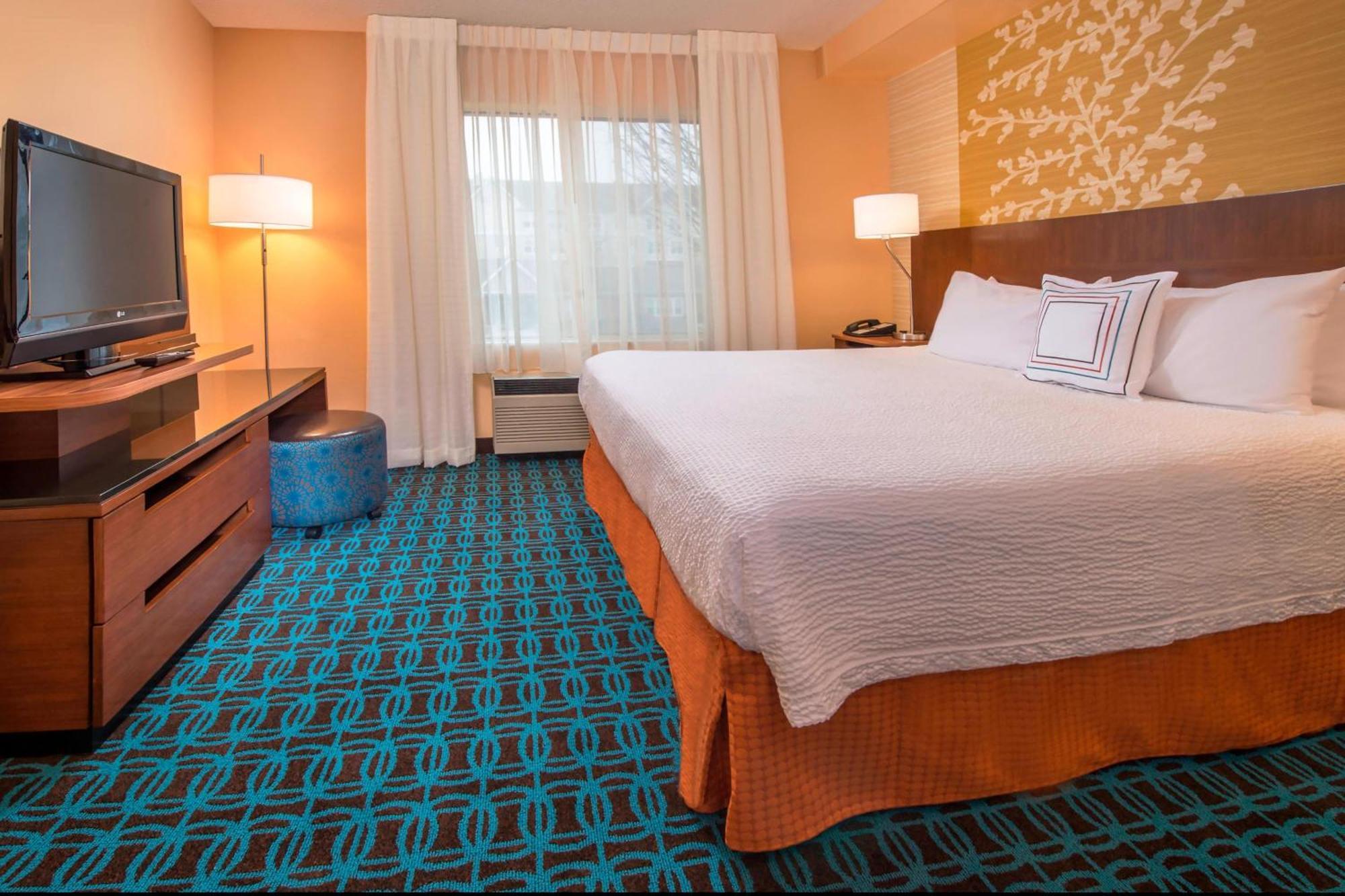 Fairfield Inn & Suites By Marriott Фредерик Экстерьер фото