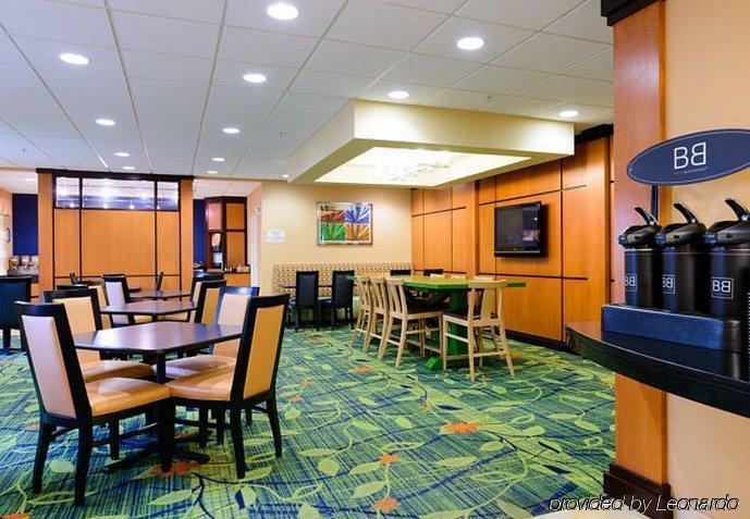 Fairfield Inn & Suites By Marriott Фредерик Экстерьер фото