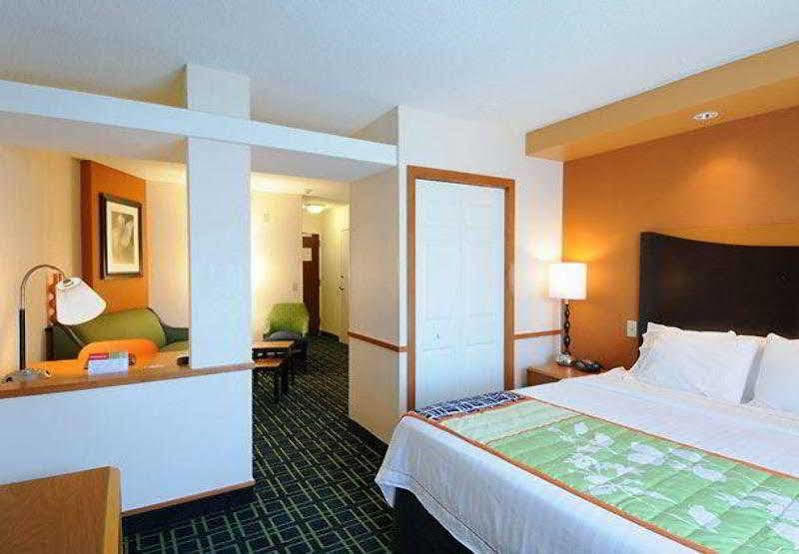 Fairfield Inn & Suites By Marriott Фредерик Экстерьер фото